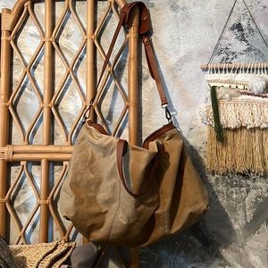 Madewell Essential Overnight Bag